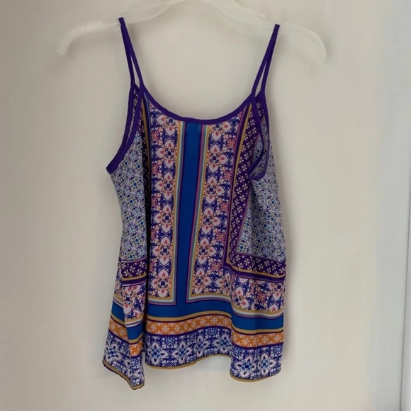 Between Me & You tank - Picture 2 of 7